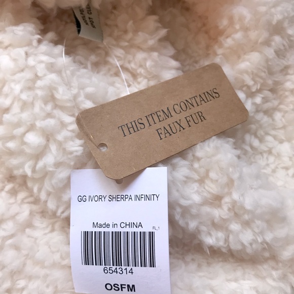 NWT Scarf By Infinity - Picture 2 of 5